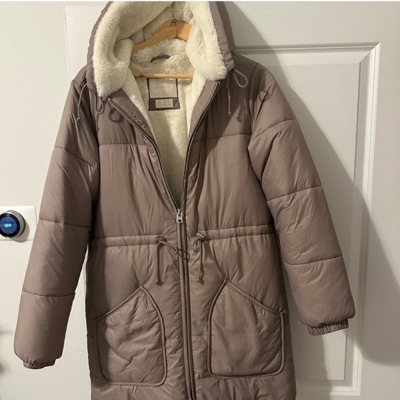 Abercrombie & Fitch A&F AIR CLOUD Puffer Parka Jacket WOMENS Small Taupe‎ - Picture 4 of 5